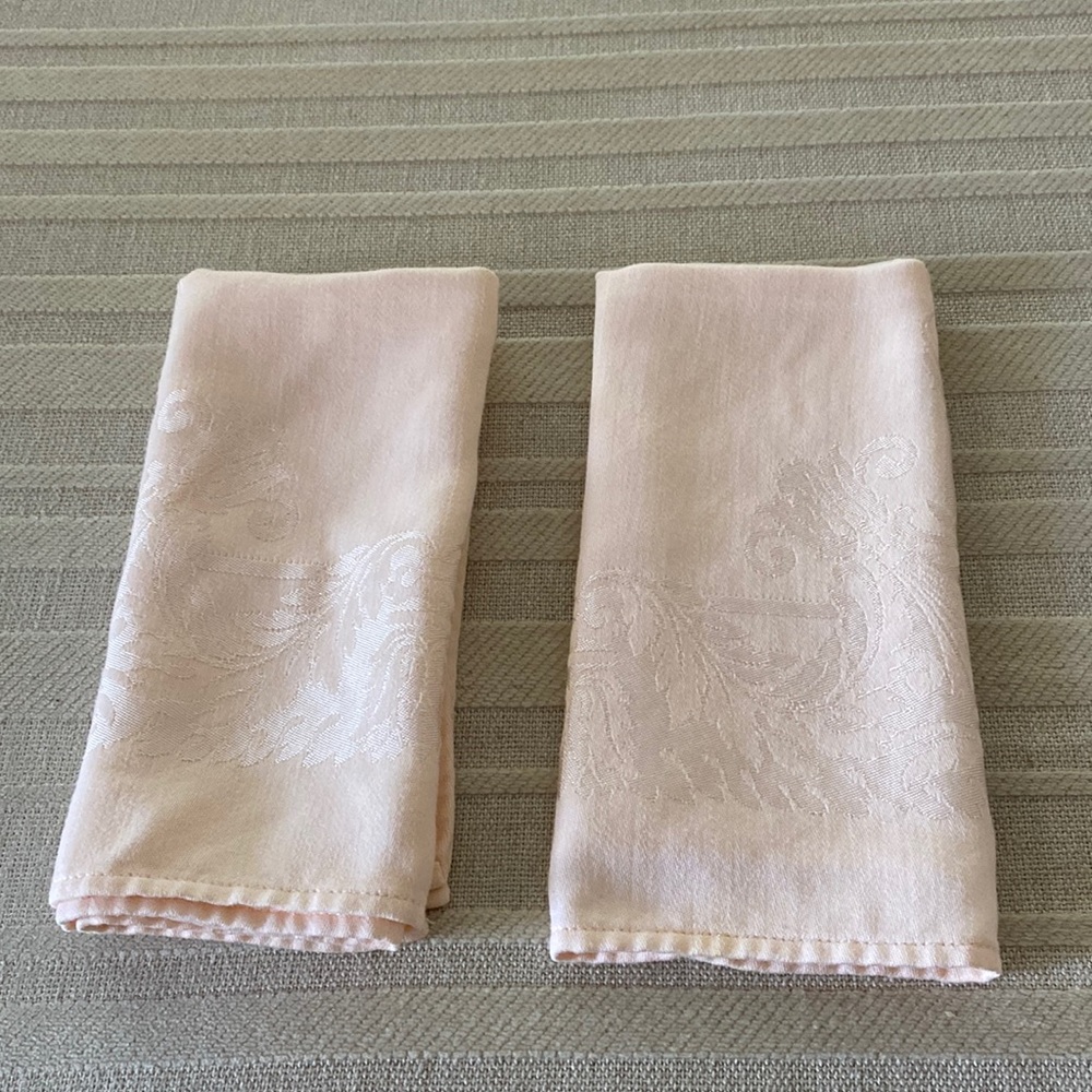 Belgium napkins.  (2) 15” x 15” Pink Vintage!